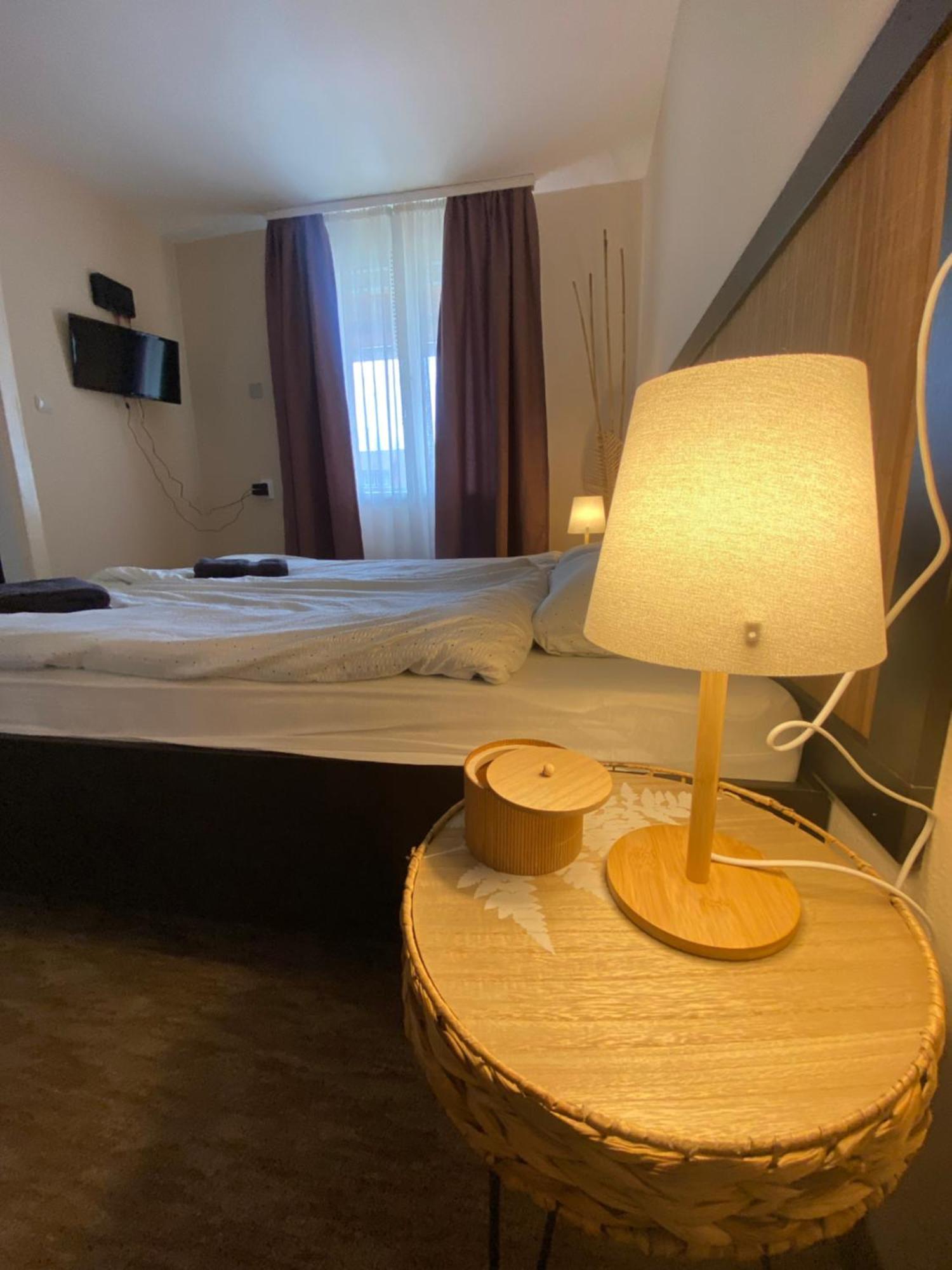 Summer Apartments Tiszakécske Εξωτερικό φωτογραφία